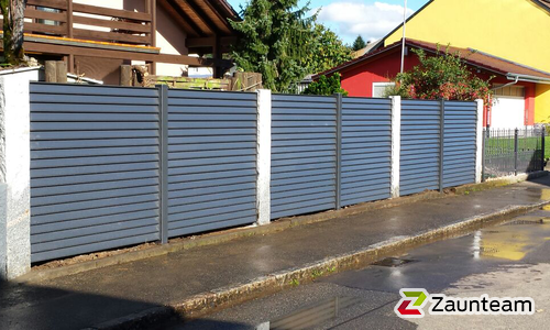 Aluminium Sichtschutz wurde in Bad Säckingen von Zaunteam Granacher, Lauchringen im Jahr 2014 erstellt.