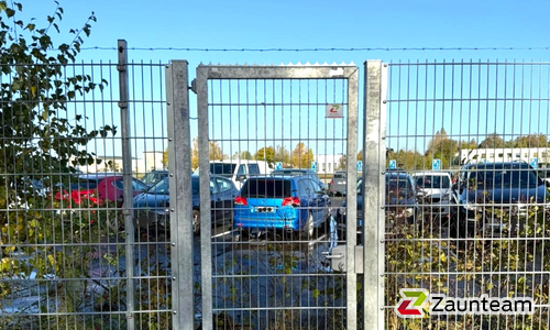 Doppelstabmattentor 1-flüglig wurde in Oldenburg von Zaunteam Friesische-Wehde, Zetel im Jahr 2024 erstellt.