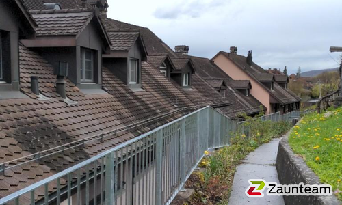 Staketengeländer ohne Handlauf wurde in Lenzburg von Zaunteam Aargau AG, Egliswil im Jahr 2023 erstellt.