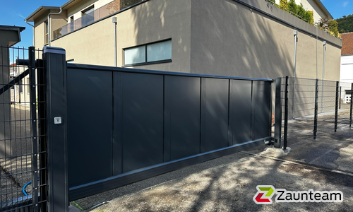 Schiebetor Aluminium wurde in Oberkochen  von Zaunteam Ulm, Lonsee im Jahr 2025 erstellt.