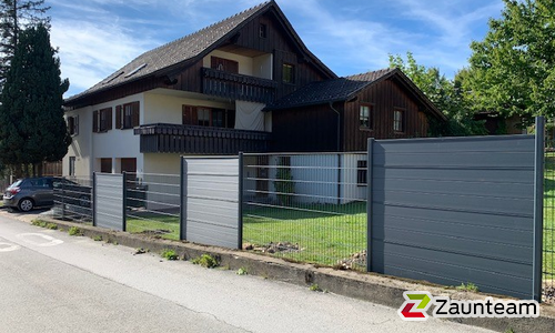 WPC Sichtschutz Diverse wurde in Kennelbach von Zaunteam Vorarlberg, Dornbirn im Jahr 2022 erstellt.