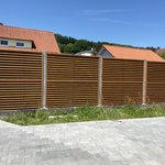 Schallschutzzaun Noistop Wood wurde in Bad Schussenried von Zaunteam Oberschwaben, Unlingen im Jahr 2021 erstellt.
