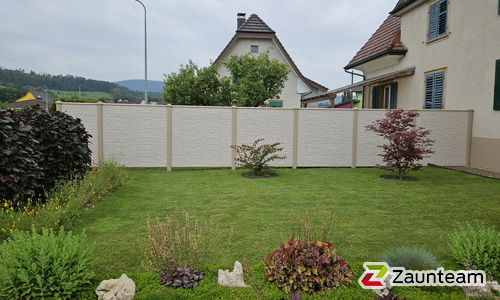 Betonzaun diverse wurde in Schönenwerd von Zaunteam Aargau, Egliswil im Jahr 2024 erstellt.