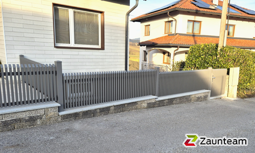 Staketen Aluzaun aufgeschraubt wurde in Unterweitersdorf von Zaunteam Unteres-Mühlviertel, Bad Zell im Jahr 2025 erstellt.