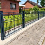 Decorzaun Verona mit Decorzaun Pfosten einbetoniert wurde in Norden von Zaunteam Ostfriesland, Südbrookmerland im Jahr 2026 erstellt.