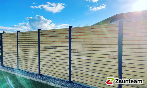 Holz Sichtschutz Rhombus wurde in Bad Buchau von Zaunteam Oberschwaben, Obermarchtal im Jahr 2022 erstellt.