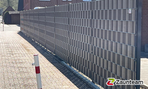 Flechtfix Vario Sichtschutz RAL Standardfarben wurde in Rheine von Zaunteam Ems-Vechte, Lingen im Jahr 2025 erstellt.