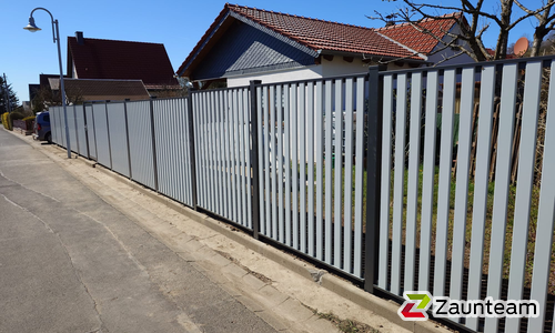 Aluminium Sichtschutz wurde in Eisfeld von Zaunteam Thüringer Wald, Katzhütte im Jahr 2026 erstellt.