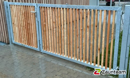 Holztor / Metall-Holztor wurde in Ettenheim von Zaunteam Breisgau, Waldkirch-Kollnau im Jahr 2026 erstellt.