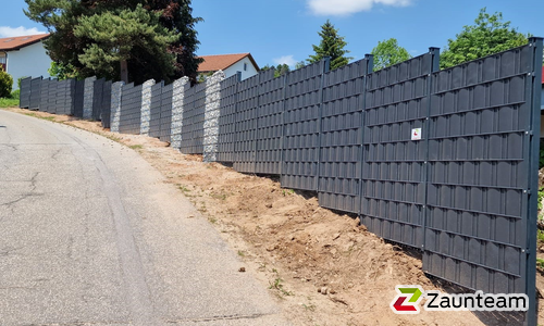 Gabionen Kombination wurde in Görwihl von Zaunteam Granacher, Lauchringen im Jahr 2023 erstellt.