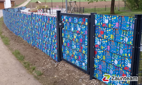 Flechtfix Vario Sichtschutz bedruckt wurde in Niederstotzingen  von Zaunteam Ulm, Lonsee im Jahr 2024 erstellt.
