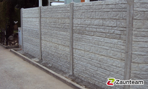 Betonzaun mit Stein Optik wurde in Wynau von Zaunteam Mittelland, Bützberg im Jahr 2018 erstellt.