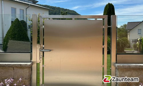 Edelstahltor 1-flüglig wurde in Heubach von Zaunteam Fenzhöfe Oberwälden, Oberwälden im Jahr 2024 erstellt.