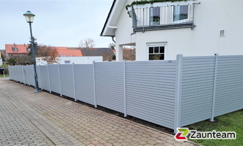 Aluminium Sichtschutz diverse wurde in Oranienbaum-Wörlitz von Zaunteam Fläming, Coswig im Jahr 2021 erstellt.