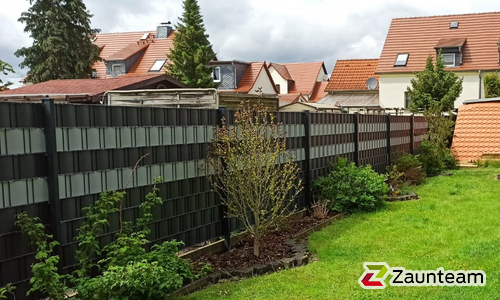 Doppelstabmatten mit Flechtfix diverse wurde in Oranienbaum-Wörlitz von Zaunteam Fläming, Coswig im Jahr 2021 erstellt.