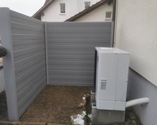 Schallschutzzaun Typ 2 wurde in Oberriet von Zaunteam Rheintal, Widnau im Jahr 2021 erstellt.