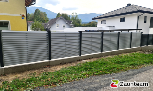 Aluminium Sichtschutz wurde in Villach von Zaunteam Kärnten-Mitte, Arnoldstein im Jahr 2023 erstellt.