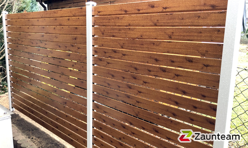 Alu Systemprofil mit Sonderprofilfüllung mit Aluminiumpfosten vierkant 60 x 60 mm einbetoniert wurde in Bernau von Zaunteam Pasewalk, Pasewalk im Jahr 2019 erstellt.