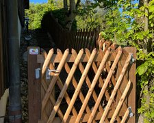 Kreuzzauntor diverse (CH) wurde in Rehetobel von Zaunteam Appenzellerland, Wasserauen im Jahr 2025 erstellt.