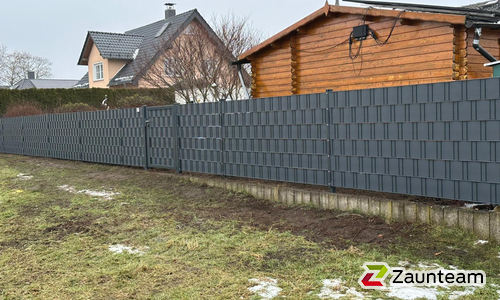 Flechtfix Vario Sichtschutz RAL Standardfarben wurde in Lutherstadt Wittenberg von Zaunteam Fläming, Coswig im Jahr 2026 erstellt.