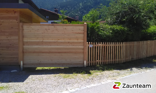 Holz Sichtschutz wurde in Pfronten von Zaunteam Allgäu GmbH & Co.KG, Bad Hindelang - Unterjoch im Jahr 2016 erstellt.