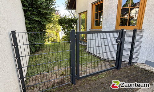 Doppelstabmattentor 1-flüglig wurde in Bassenheim von Zaunteam Koblenz, Winningen im Jahr 2026 erstellt.