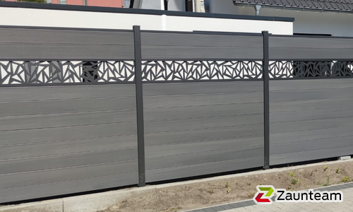 BPC Sichtschutz Nordheim, Aluminiumpfosten 90 x 90 mm einbetoniert wurde in Essen von Zaunteam Essen, Essen im Jahr 2025 erstellt.