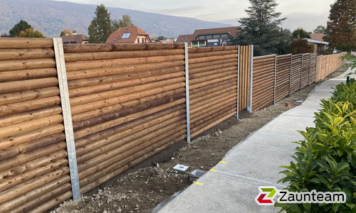 Holz Sichtschutz wurde in Bière von Swissclôture Léman, Forel (Lavaux) im Jahr 2020 erstellt.