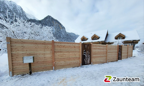 Holz Sichtschutz Rhombus wurde in Oberstocken  von Zaunteam Spahni, Laupen BE im Jahr 2023 erstellt.
