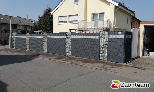 Doppelstabmatten mit Flechtfix diverse wurde in Mittenberg von Zaunteam Westfranken, Eichenbühl im Jahr 2021 erstellt.