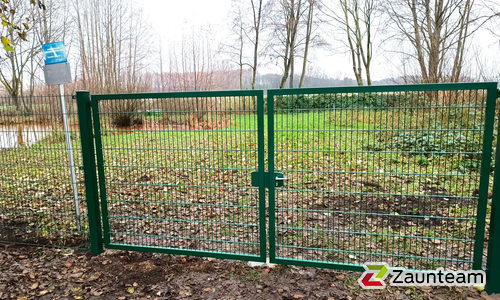Doppelstabmattentor 2-flüglig wurde in Lübbecke von Zaunteam Kischkel, Lübbecke im Jahr 2023 erstellt.