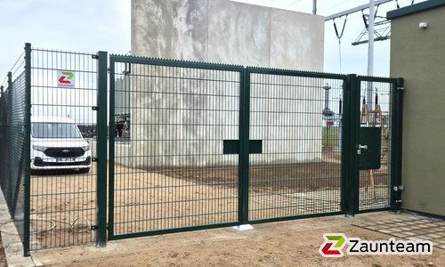 Doppelstabmattentor 2-flüglig wurde in Zerbst von Zaunteam Fläming, Coswig im Jahr 2025 erstellt.