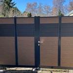 WPC Sichtschutztor 2-flüglig wurde in Burladingen von Zaunteam Zollernalb, Burladingen-Ringingen im Jahr 2026 erstellt.