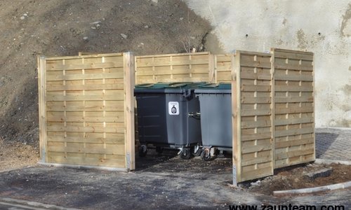 Holz Sichtschutz wurde in Belmont von Swissclôture Léman, Forel (Lavaux) im Jahr 2011 erstellt.