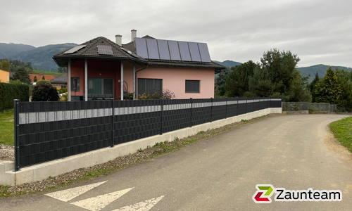 Flechtfix Vario Sichtschutz RAL Standardfarben wurde in Kapfenberg  von Zaunteam Obersteiermark-Ost, Kapfenberg im Jahr 2025 erstellt.