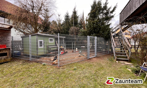 Doppelstabmatten schwer verzinkt mit Pfosten 40x60 verzinkt mit Abdeckleisten einbetoniert wurde in Röthenbach von Zaunteam Allgäu, Bad Hindelang - Unterjoch im Jahr 2025 erstellt.