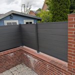 System WPC Sichtschutz, Platinum mit Alupfosten mit Fussplatte, Zaunteam Friesische-Wehde, Zetel, 26452 Sande System WPC Sichtschutz, Platinum mit Alupfosten mit Fussplatte wurde in Sande von Zaunteam Friesische-Wehde, Zetel im Jahr 2025 erstellt.