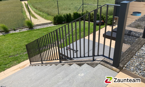 Staketengeländer ohne Handlauf wurde in Stetten von Zaunteam Neftenbach, Neftenbach im Jahr 2025 erstellt.