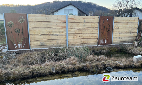 Holz Sichtschutz wurde in Küssaberg von Zaunteam Granacher, Lauchringen im Jahr 2026 erstellt.