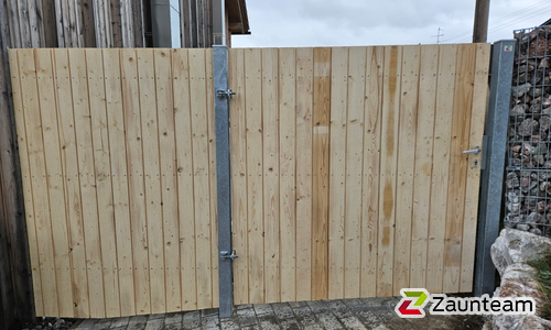Holz Sichtschutztor 1-flüglig wurde in Oy-Mittelberg von Zaunteam Allgäu, Bad Hindelang - Unterjoch im Jahr 2024 erstellt.