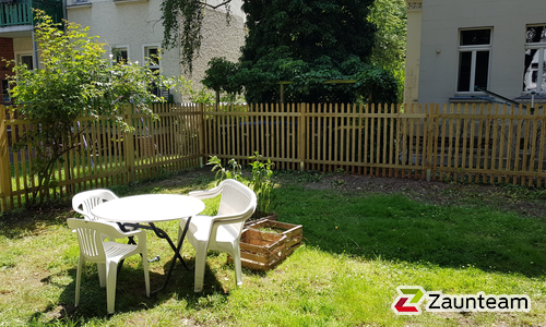 Palisadenzaun, weitere Modelle wurde in Leipzig von Zaunteam Leipzig, Leipzig im Jahr 2025 erstellt.