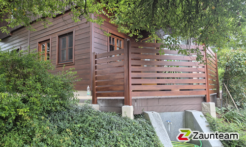 Modern Aluzaun aufgeschraubt wurde in Wartberg ob der Aist von Zaunteam Unteres-Mühlviertel, Bad Zell im Jahr 2025 erstellt.