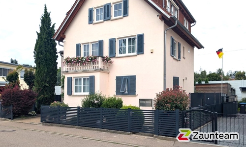 Modern Aluzaun einbetoniert wurde in Faurndau von Zaunteam Fenzhöfe Oberwälden, Oberwälden im Jahr 2024 erstellt.