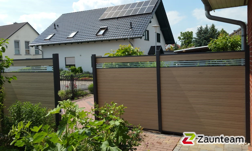 System WPC Sichtschutz, Classic mit Alupfosten einbetoniert wurde in Ebendorf von Zaunteam Magdeburg-Harz, Halberstadt im Jahr 2021 erstellt.