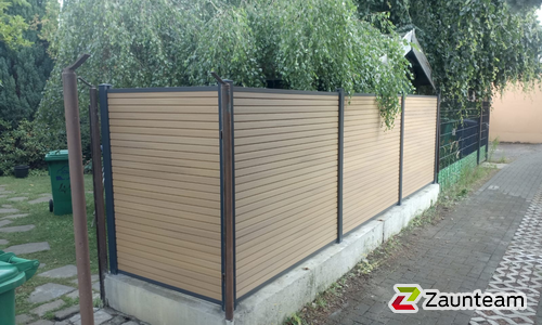 System WPC Sichtschutz, Neo Platinum mit Alupfosten mit Fussplatte wurde in Luckenwalde von Zaunteam Fläming, Coswig im Jahr 2025 erstellt.