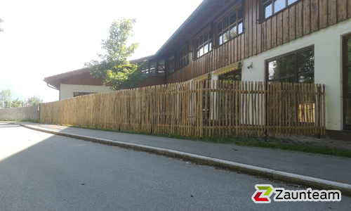 Lattenzaun National  wurde in Ofterschwang von Zaunteam Allgäu, Bad Hindelang - Unterjoch im Jahr 2019 erstellt.