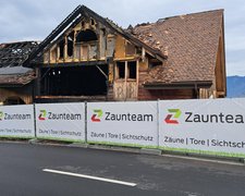 Expresszaun mit Recycling-Fuss wurde in Frümsen von Zaunteam Werdenberg, Werdenberg im Jahr 2025 erstellt.