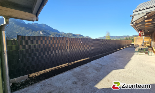Flechtfix Vario Sichtschutz RAL Standardfarben wurde in Reutte von Zaunteam Allgäu, Bad Hindelang - Unterjoch im Jahr 2024 erstellt.