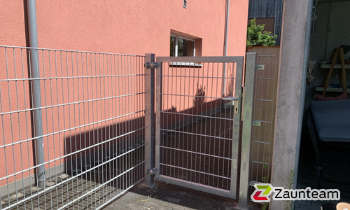 Doppelstabmattentor 1-flüglig wurde in Dornbirn von Zaunteam Vorarlberg, Dornbirn im Jahr 2022 erstellt.