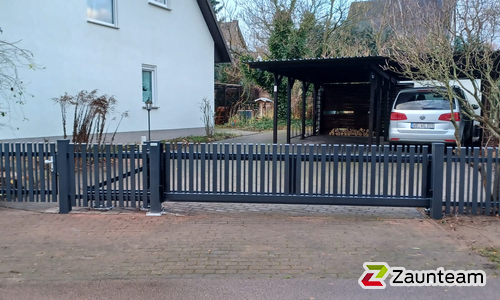 Schiebetor Aluminium wurde in Coswig (Anhalt) von Zaunteam Fläming, Coswig im Jahr 2021 erstellt.